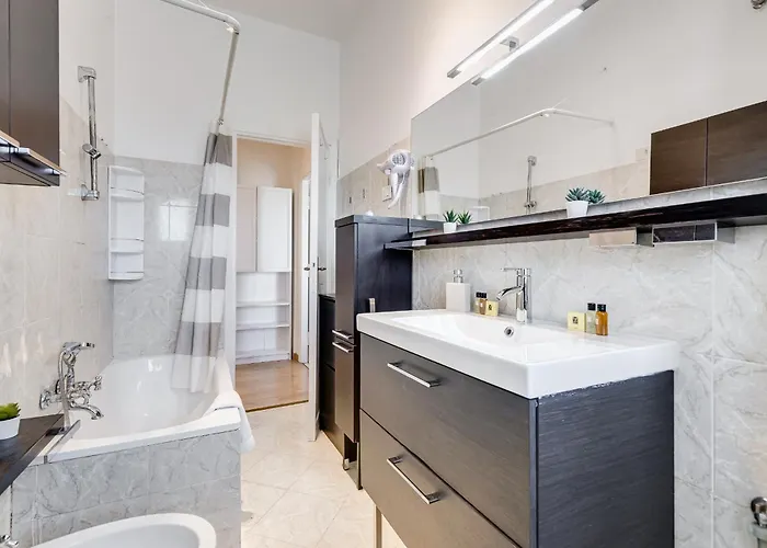 L'oasi Romana Di Daniela * Róma